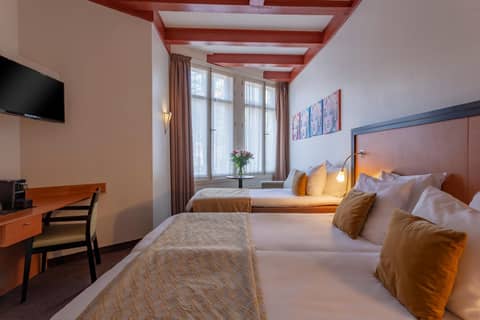 Avenue Hotel — photo 8