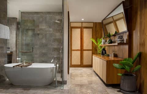 Adiwana Suweta — bathroom
