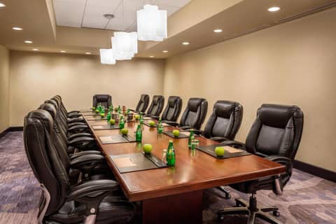 Renaissance Phoenix Downtown Hotel — photo 2