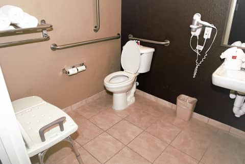 Microtel Inn & Suites by Wyndham Jacksonville Airport — photo 3