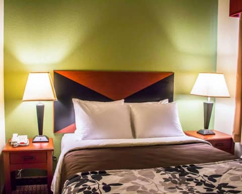 Sleep Inn & Suites at Six Flags — photo 7