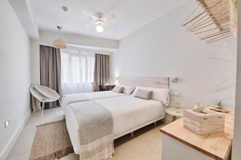 Maresía Canteras Urban Hotel — hotel room