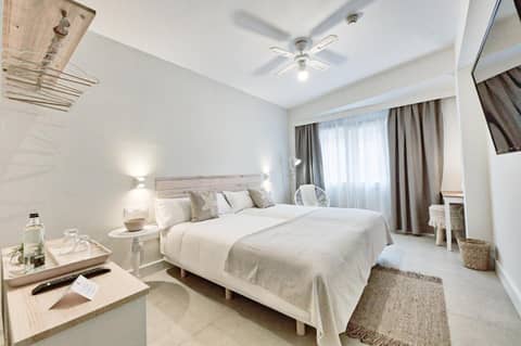 Maresía Canteras Urban Hotel — hotel room