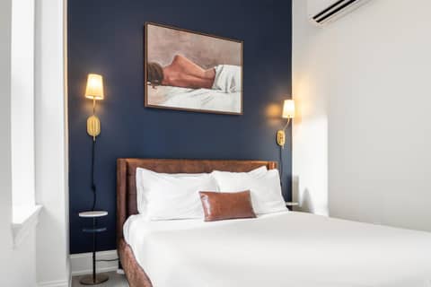 Sosuite at French Quarters - Rittenhouse Square — hotel room