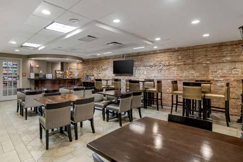 Best Western Plus St. Christopher Hotel — photo 2