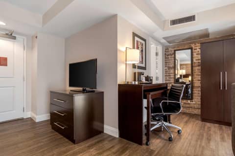 Best Western Plus St. Christopher Hotel — photo 3