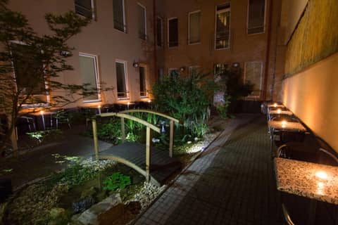 Six Inn Hotel Budapest — balance & terrace
