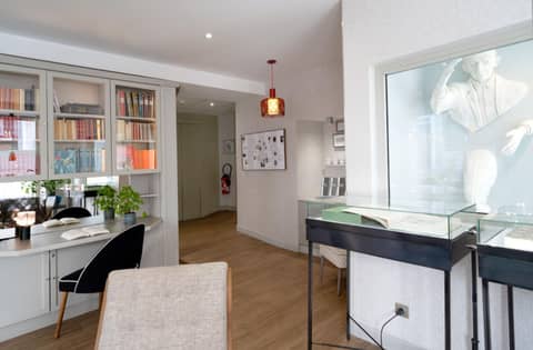 Hotel Litteraire Marcel Ayme, BW Premier Collection — recepcion & lobby