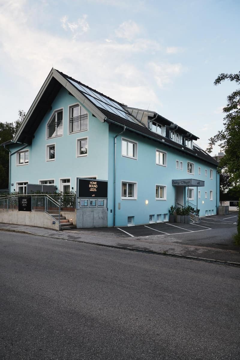 HOMEBOUND APARTMENTS Salzburg City I - contactless check-in — building