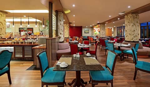 Novotel Phuket Vintage Park — photo 4