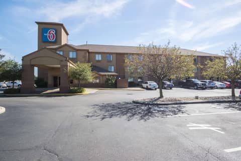 Motel 6-Indianapolis, IN - Airport — photo 5