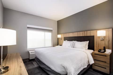 TownePlace Suites by Marriott Houston Hobby Airport — photo 4