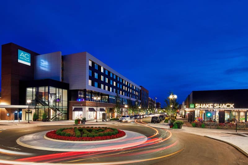 AC Hotel by Marriott Cleveland Beachwood — building