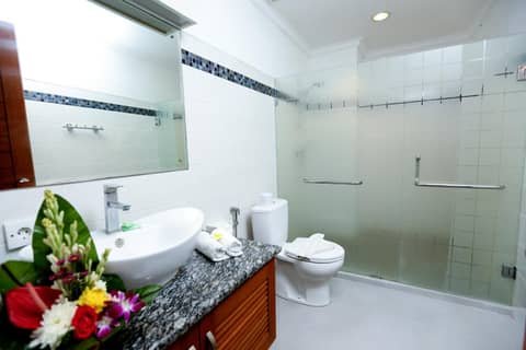 Aquarius Beach Hotel — photo 9
