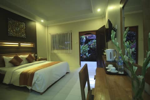 Bakung Sari Resort — hotel room