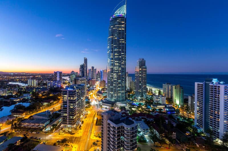 Artique Surfers Paradise - Official — building