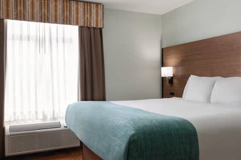 Wingate by Wyndham Louisville East — photo 4