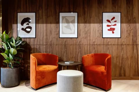 Wilde Aparthotels London Paddington — hotel reception