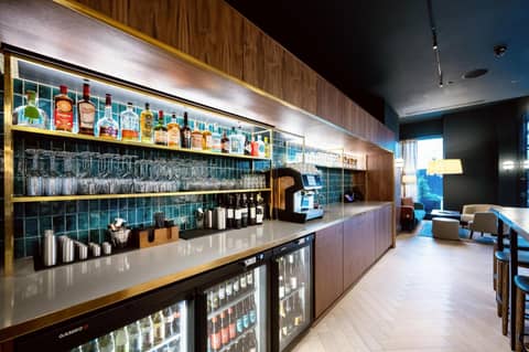 Wilde Aparthotels London Paddington — bar