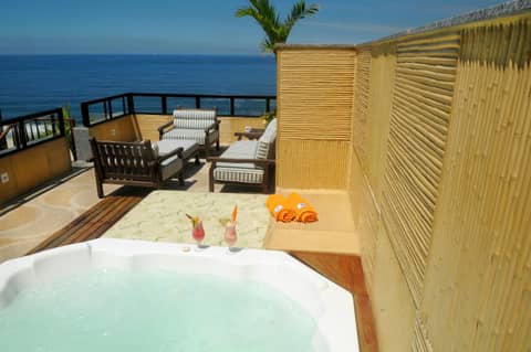 Oceano Copacabana Hotel — balance & terrace