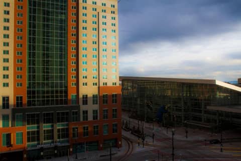 Embassy Suites by Hilton Denver Downtown Convention Center — photo 7