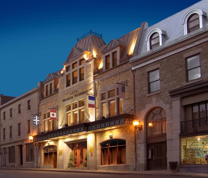 Hotel Manoir Victoria — building