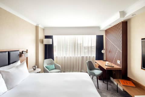 Hilton London Metropole — hotel room
