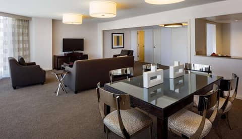 DoubleTree by Hilton Hotel Houston Greenway Plaza — photo 7