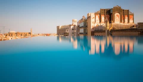 Grand Hotel Central Small Luxury Hotels — recepcion & lobby