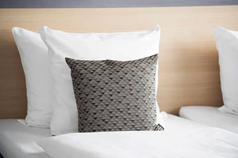 Best Western Plus Airport Hotel — photo 8