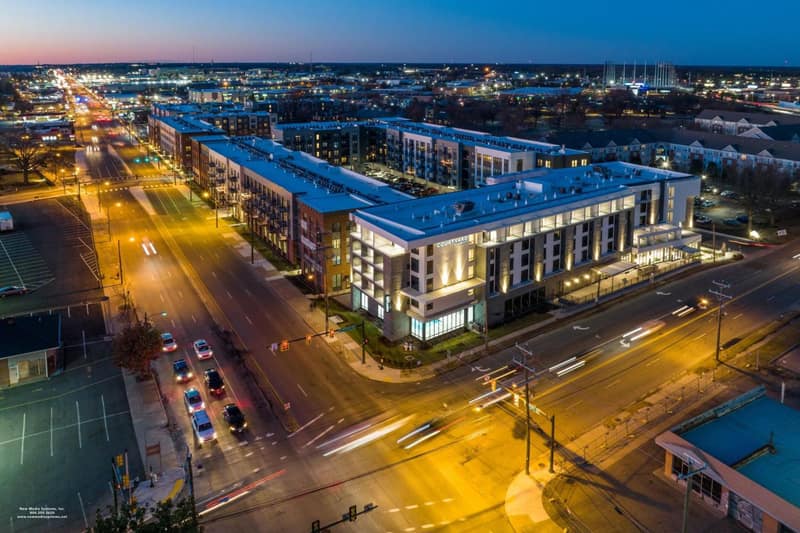 Courtyard by Marriott Richmond Scott's Addition — building