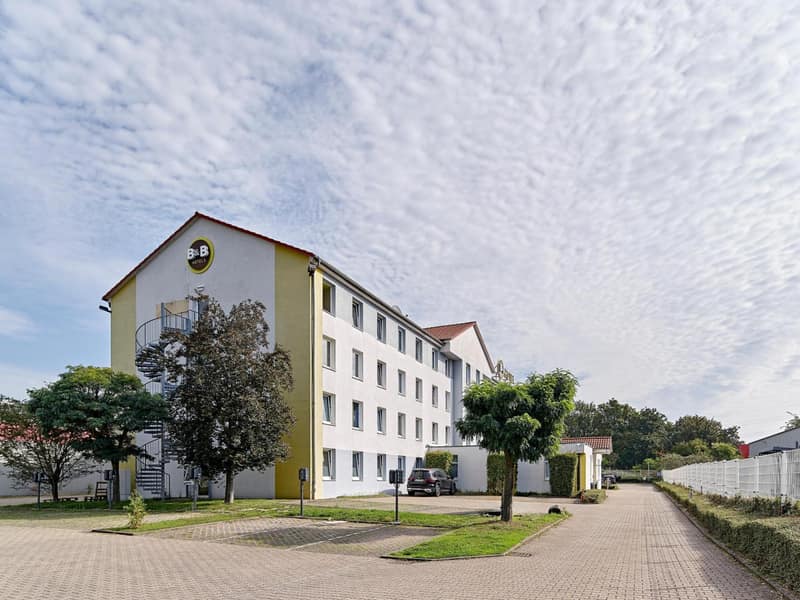 B&B Hotel Köln-Airport — building