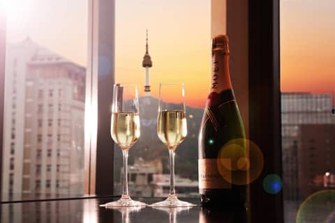 Ibis Ambassador Myeongdong — dining