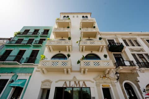 Alma San Juan Puerto Rico Autograph Collection — photo 5