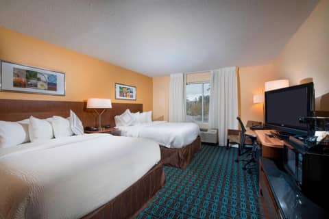 Fairfield Inn and Suites Charleston North/University Area — photo 5