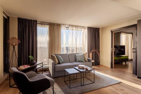 Clarion Hotel The Hub — photo 2