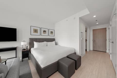 Level Suite — the supplier's photographs — photo 1