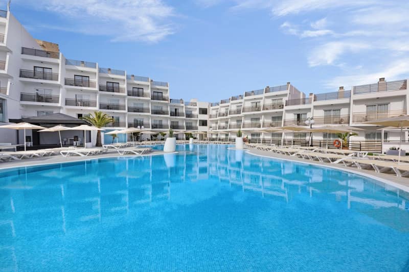 Palmanova Suites by TRH — recepcion & lobby