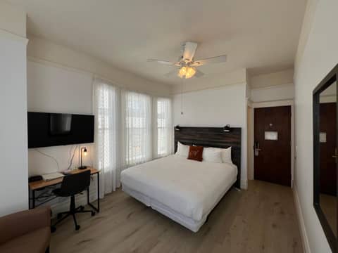 The Andrews Hotel — photo 7