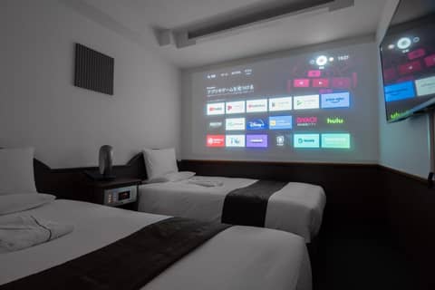 Toyo Hotel — hotel room