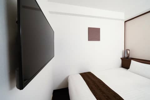 Double Room with Small Double Bed - Non-Smoking — the supplier's photographs — photo 1
