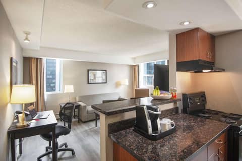 Coast Calgary Downtown Hotel & Suites by APA — photo 6