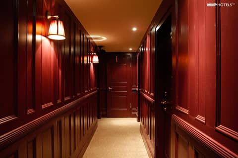 Mimi's Hotel Soho — hotel reception