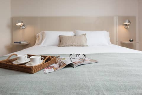 Zip Housing El Golf — bedroom
