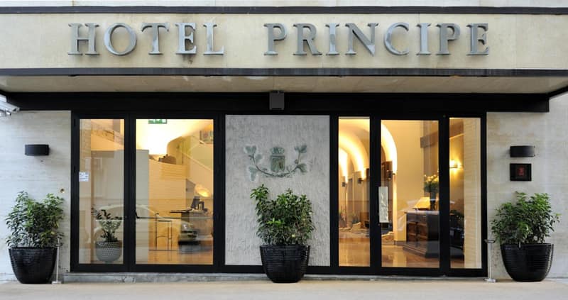 Hotel Principe Di Villafranca — building