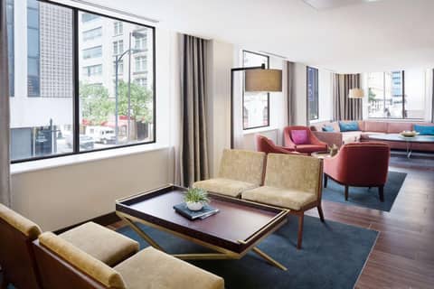 Hampton Inn & Suites Dallas Downtown — photo 5