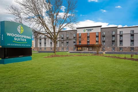 WoodSpring Suites Dearborn Detroit — photo 7