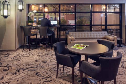 Mercure Tour Eiffel Grenelle — lounge