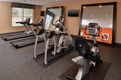 Holiday Inn Express & Suites Austin South by IHG — photo 2