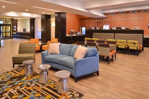 Holiday Inn Express & Suites Austin South by IHG — photo 4